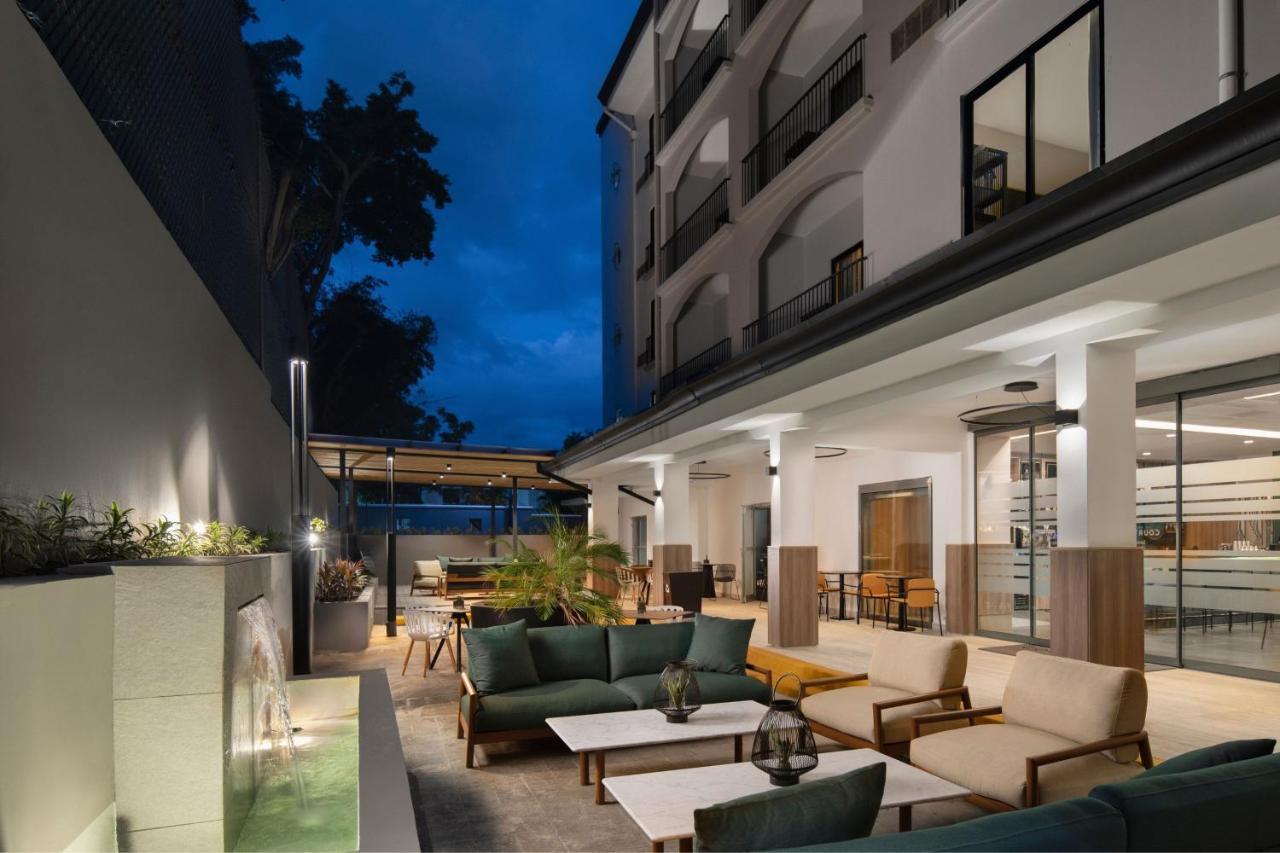 מלון Courtyard By Marriott סנטו דומינגו מראה חיצוני תמונה