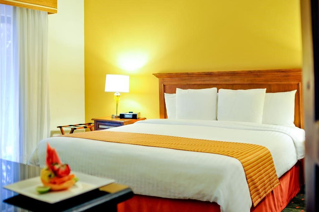 מלון Courtyard By Marriott סנטו דומינגו מראה חיצוני תמונה