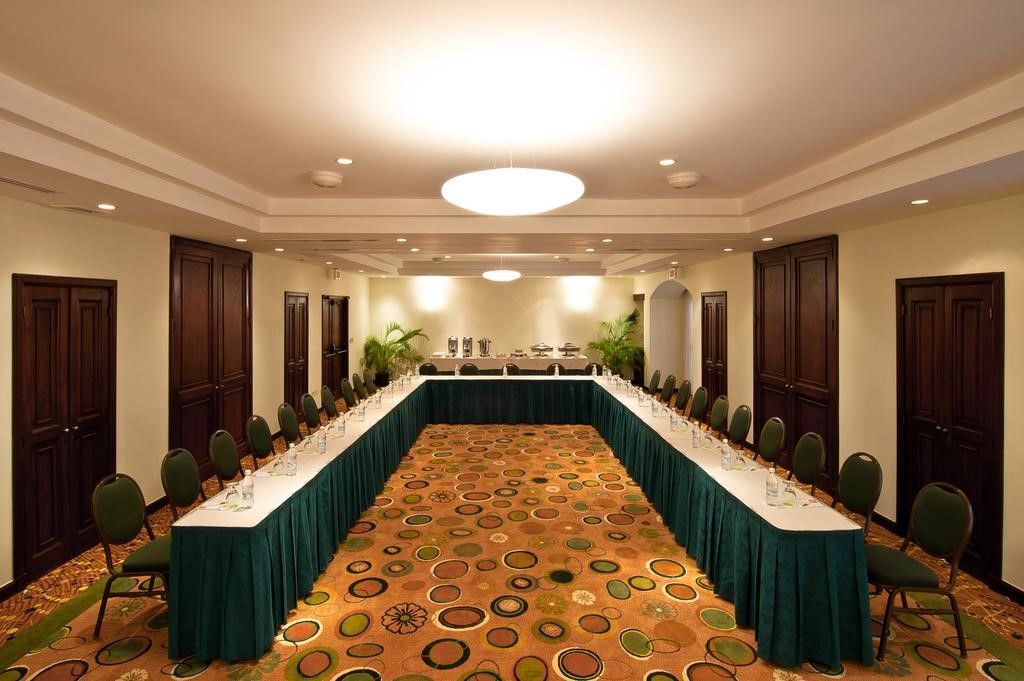 מלון Courtyard By Marriott סנטו דומינגו מראה חיצוני תמונה